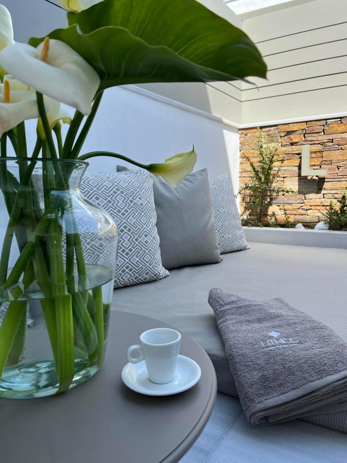 Lithos Luxury Suites Tínos Exterior foto